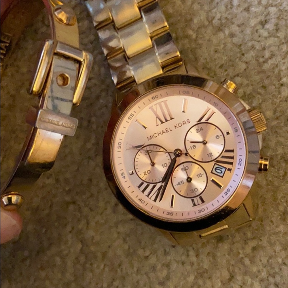 Michael Kors Watch & Bracelet set